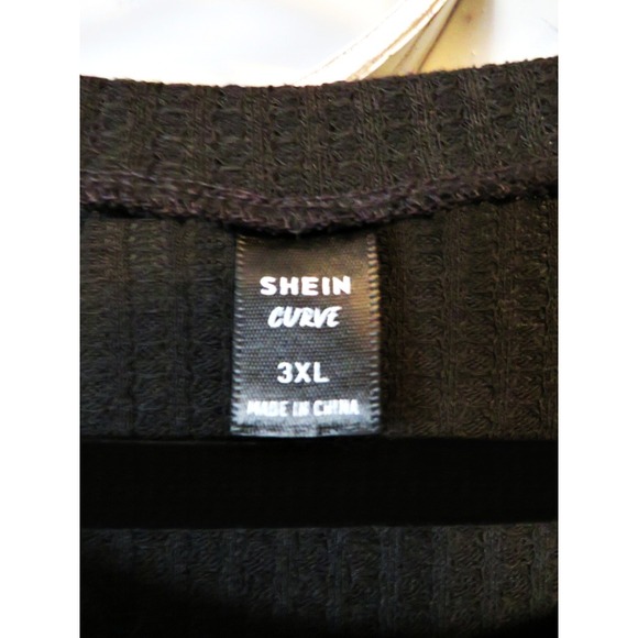 2 Pcs Lot‎ Shein Curve Tops/Sweater Size 3XL - Picture 9 of 16